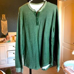 Abercrombie & Fitch long sleeved shirt